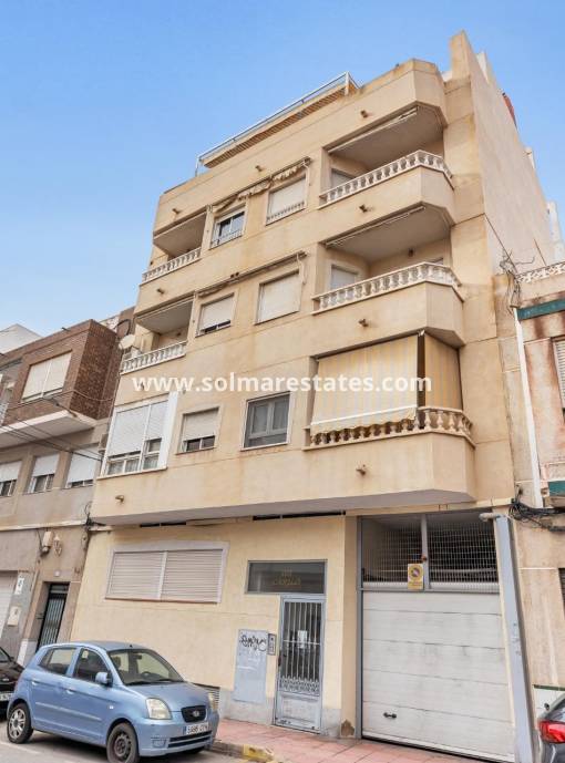 Lägenhet - Resale - Torrevieja - Torrevieja