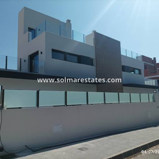 Maison mitoyenne - Nouvelle construction - Villamartin - N0911