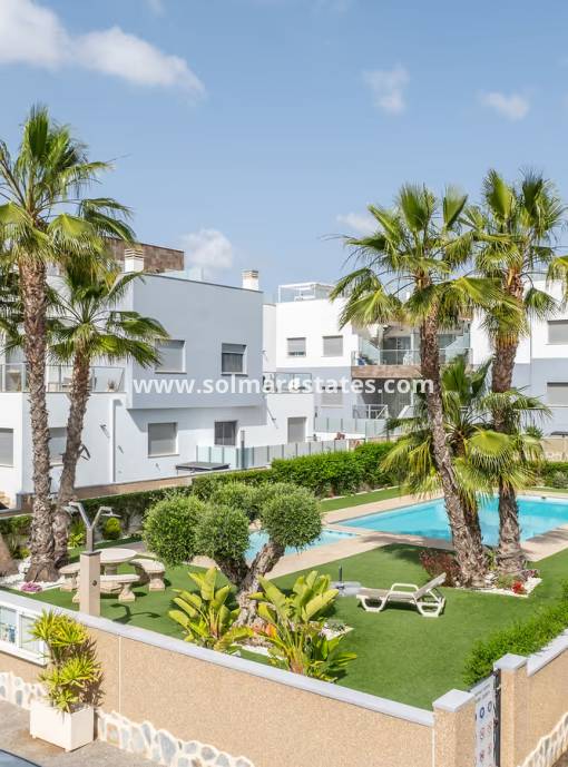 Maison mitoyenne - Resale - Punta Prima - Marina Med
