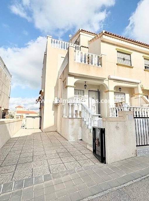 Maison Quad - Resale - Villamartin - Res. Coral