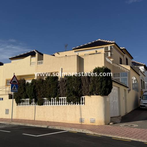 Quad House - Resale - Los Balcones - Los Balcones