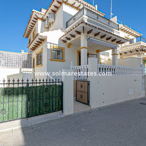 Quad House - Resale - Playa Flamenca - San Jose