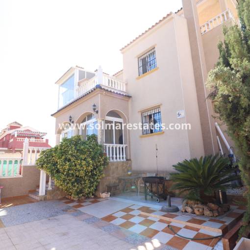 Quad House - Resale - Villamartin - PAU 26