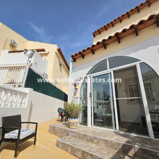 Quad House - Resale - Villamartin - R11628