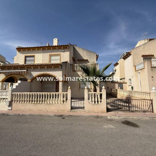 Quad Huis - Resale - Playa Flamenca - R11625