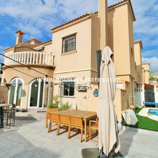 Quad Huis - Resale - Villamartin - El Galan