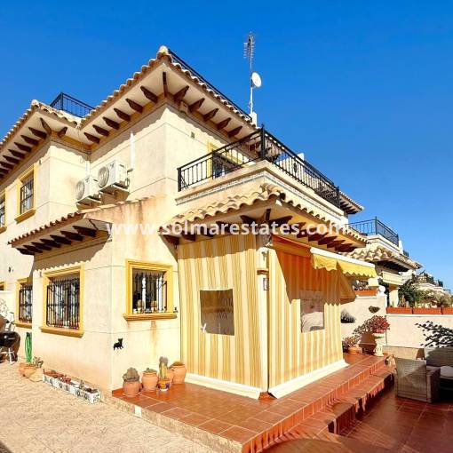 Quad Huis - Resale - Villamartin - R11383