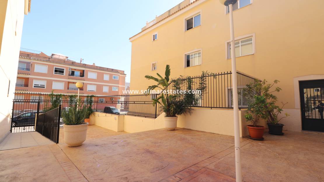 Resale - Appartement - Formentera Del Segura