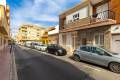 Resale - Bungalow - Torrevieja - Centro - Muelle Pesquero