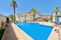 Resale - Freistehende Villa - Ciudad Quesada