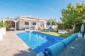 Resale - Freistehende Villa - La Marina