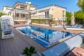 Resale - Freistehende Villa - La Mata