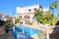 Resale - Freistehende Villa - Villamartin - Blue Lagoon