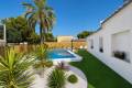 Resale - Half vrijstaand huis - Orihuela Costa - Punta Prima