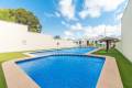 Resale - Half vrijstaand huis - Villamartin - PAU 26