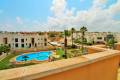 Resale - Stadthaus - Villamartin - Entre Golf
