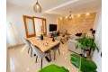 Resale - Town House - Daya Nueva