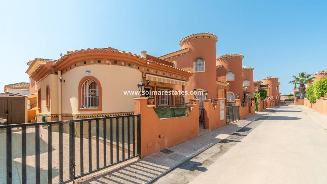 Resale - Villa individuelle - Playa Flamenca - Villas San Luis