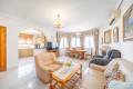 Resale - Vrijstaande Villa - Ciudad Quesada