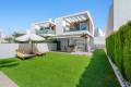 Resale - Vrijstaande Villa - Villamartin - PAU 26
