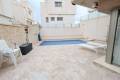 Resale - Vrijstaande Villa - Villamartin - PAU 26