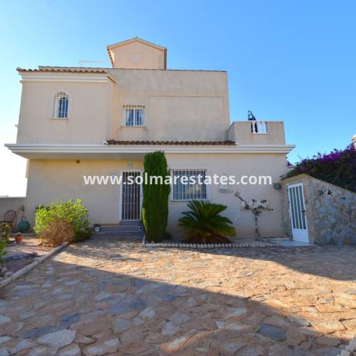 Semi Detached House - Resale - Los Altos - Los Altos