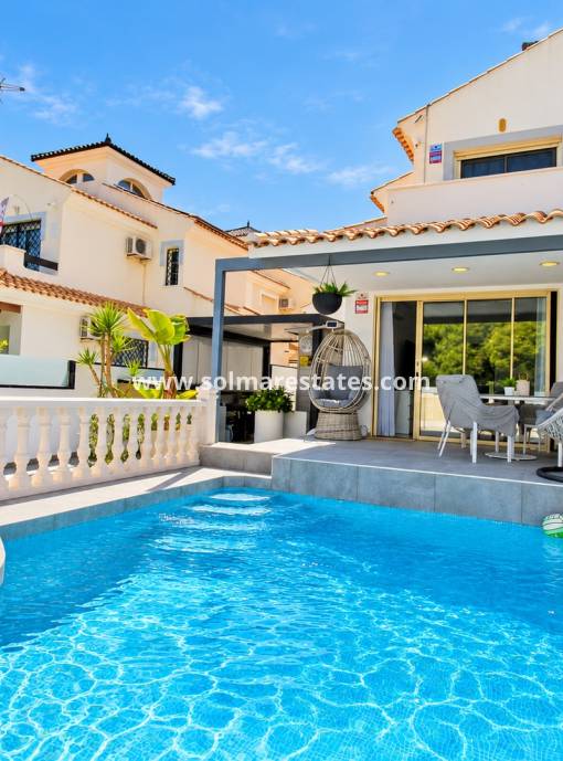 Semi Detached House - Resale - Mil Palmeras - Beachside Mil Palmeras