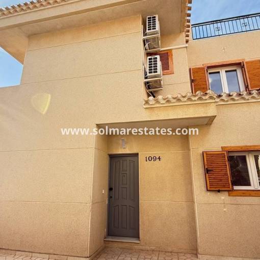 Semi Detached House - Resale - Playa Flamenca - R11441