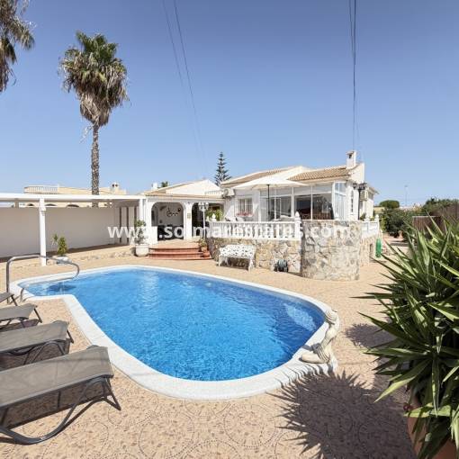 Semi Detached House - Resale - Torrevieja - San Luis