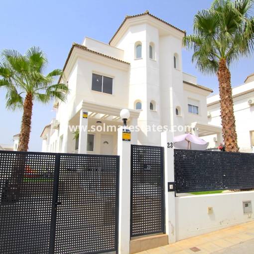 Semi-fristående hus - Resale - La Marina - R-93098