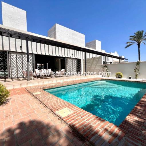 Stadshuis - Nieuw gebouw - Sucina - N-53408