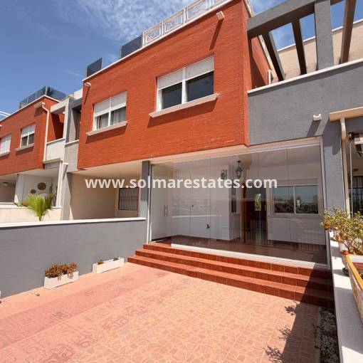 Stadshuis - Resale - Ciudad Quesada - Dona Pepa