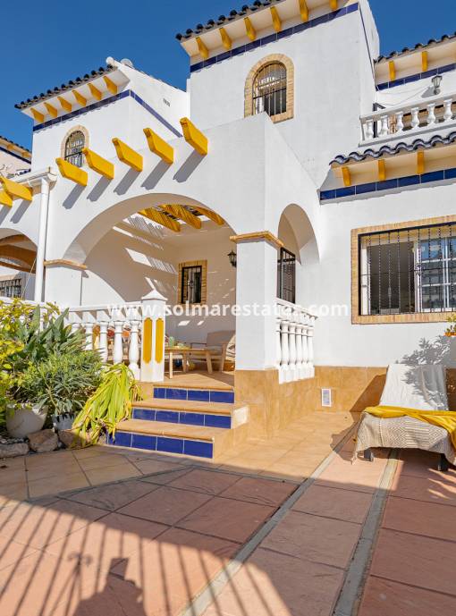 Stadshuis - Resale - Playa Flamenca - Las Chismosas