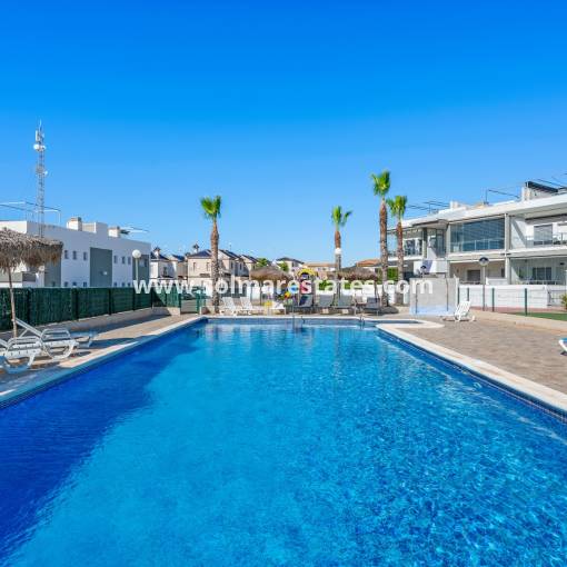 Stadshuis - Resale - Playa Flamenca - Oasis Place