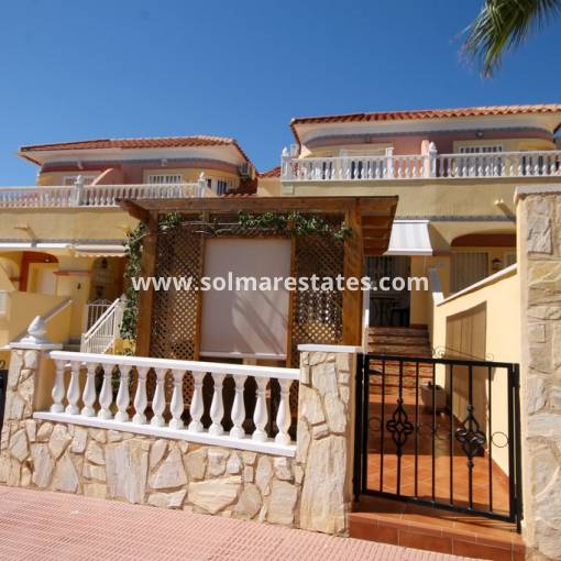 Stadshuis - Resale - Villamartin - Bosque De Las Lomas