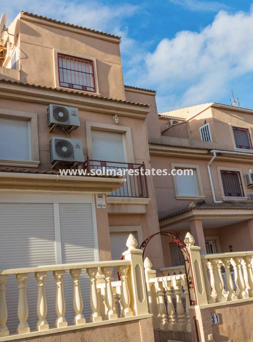 Stadthaus - Resale - Playa Flamenca - Pueblo Caballero