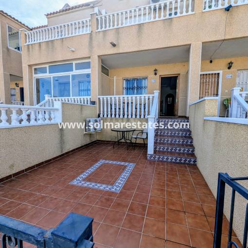 Stadthaus - Resale - Punta Prima - R11401