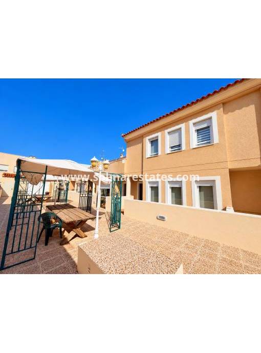 Town House - Resale - Daya Nueva - Daya Nueva