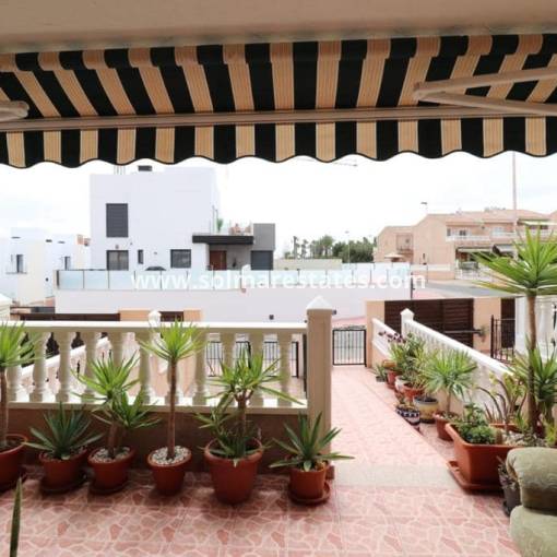 Town House - Resale - Los Altos - R-76765