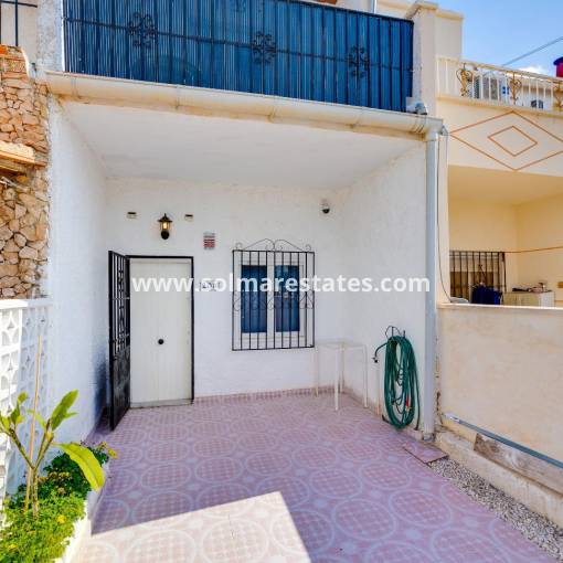 Town House - Resale - Torrevieja - R-20112