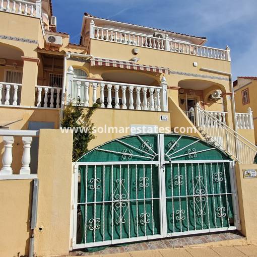 Town House - Resale - Villamartin - R11882