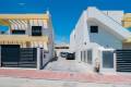 Venta - Villa independiente - Los Montesinos - La Herrada