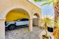 Venta - Villa independiente - San Miguel De Salinas - Las Comunicaciones