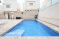 Venta - Villa independiente - Villamartin - PAU 26