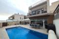 Venta - Villa independiente - Villamartin - PAU 26