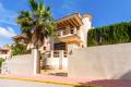 Venta - Villa independiente - Villamartin - PAU 8
