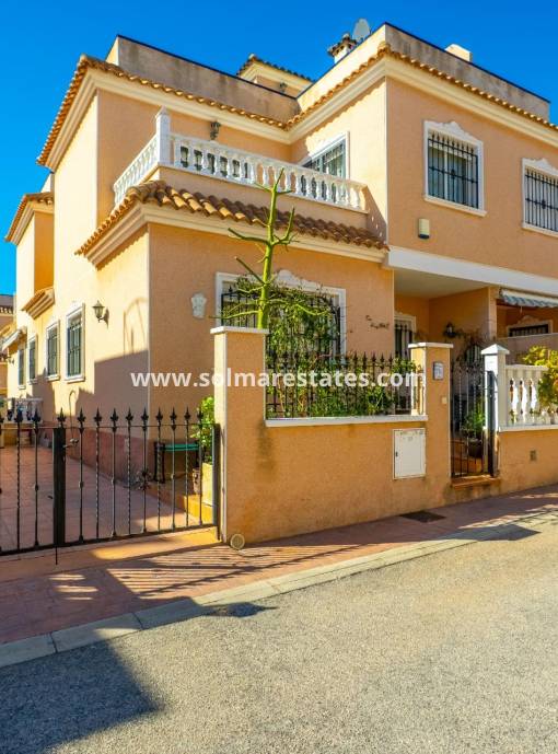 Viererkabel-Haus - Resale - Cabo Roig - La Regia