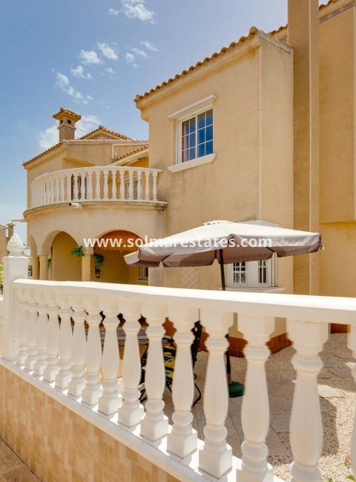 Viererkabel-Haus - Resale - Playa Flamenca - Zodiaco