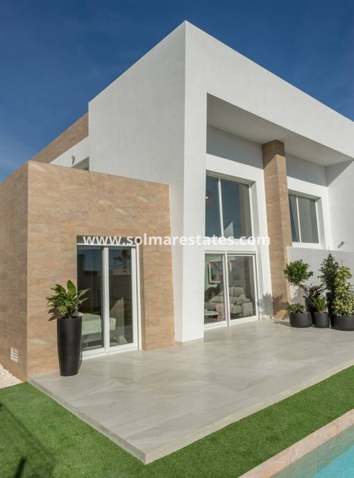 Villa independiente - Nueva construcción  - Algorfa - La Finca Golf Resort