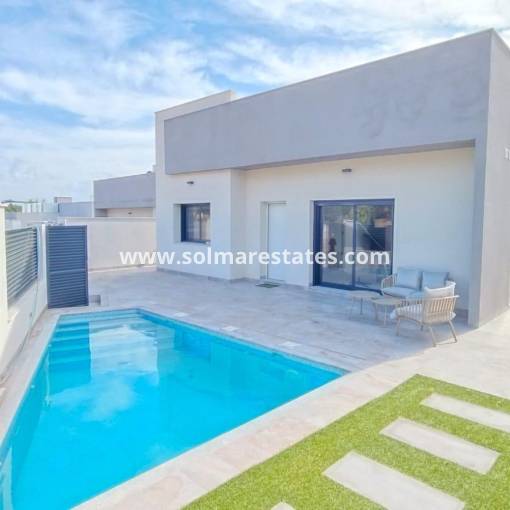 Villa independiente - Nueva construcción  - Pilar De La Horadada - Pinar de Campoverde